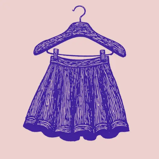 How to hang a skirt on a hanger without wrinkles